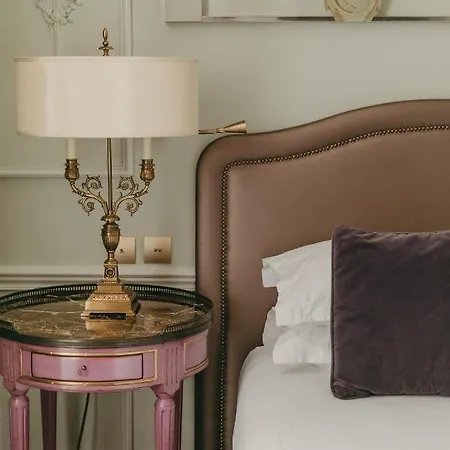 La Maison Favart Hotell 4*