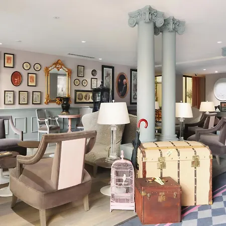 Hotell La Maison Favart 4*
