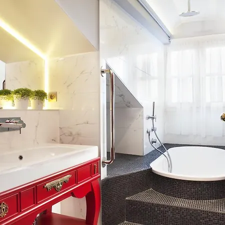La Maison Favart Hotell Paris