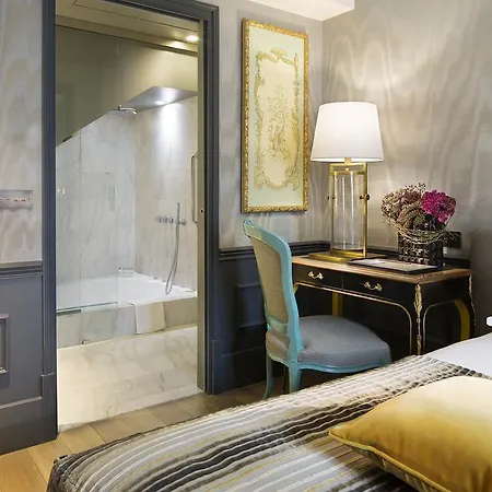 Hotell La Maison Favart Paris