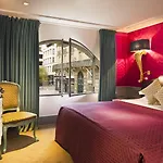 La Maison Favart Hotel 4*