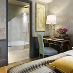 La Maison Favart Hotel