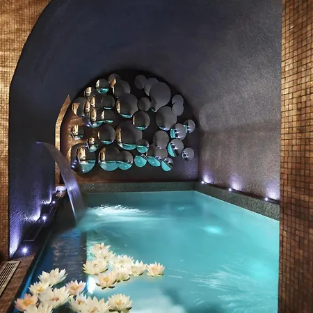 Hotel La Maison Favart