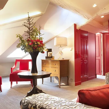La Maison Favart 4*