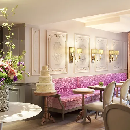 Hotel La Maison Favart