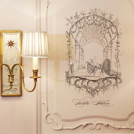 La Maison Favart