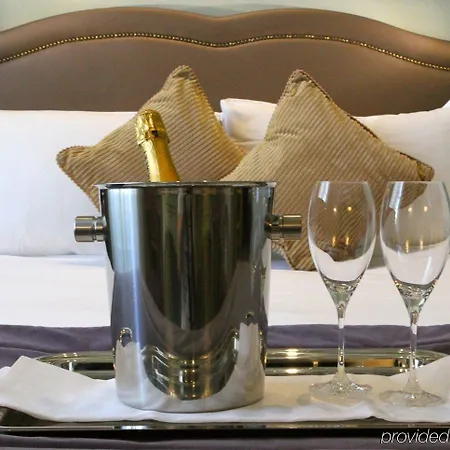 La Maison Favart 4* Paris