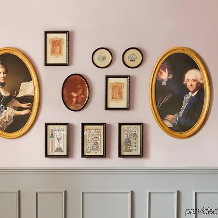 La Maison Favart Hotel