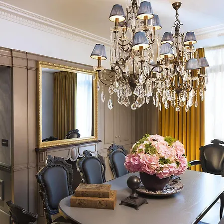 La Maison Favart Hotel