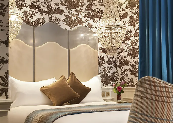 La Maison Favart Hotel 4*