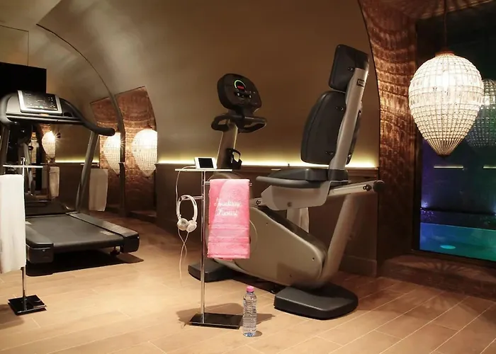 Hotel La Maison Favart Paris