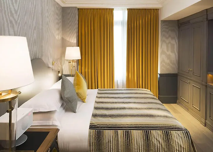 La Maison Favart Hotel