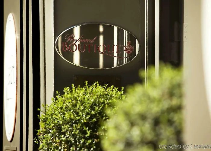 La Maison Favart 4* Paris