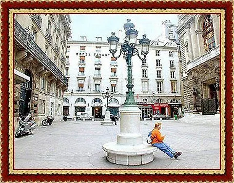 La Maison Favart Hotel