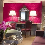 La Maison Favart
