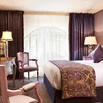La Maison Favart 4*