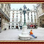 La Maison Favart Hotel