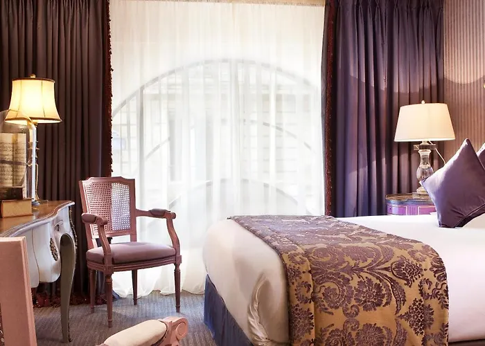 La Maison Favart 4*